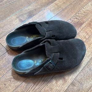 Mocha Birkenstock Bostons